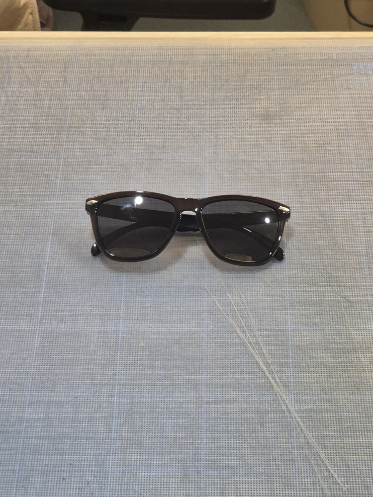 10월 분실물 어린이 선글라스