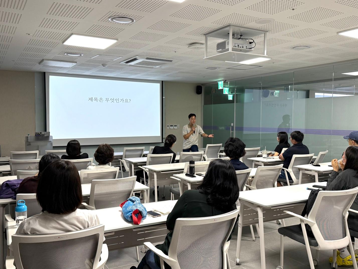  	[작가] 7월 이성혁 <이성혁작가와의 만남>  이미지 2
